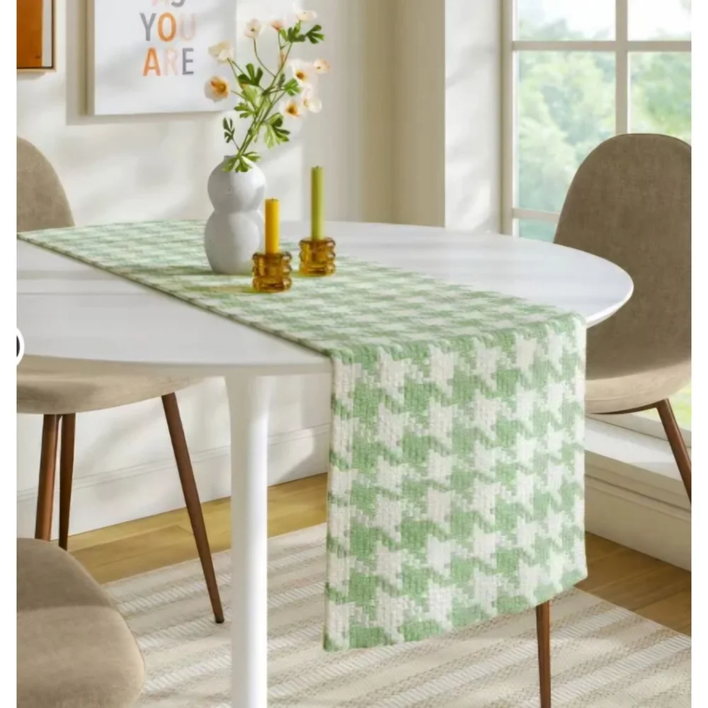 Room Essentials Green White Houndstooth Table Runners, set of 2